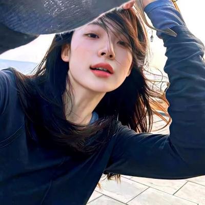 女王与叛徒